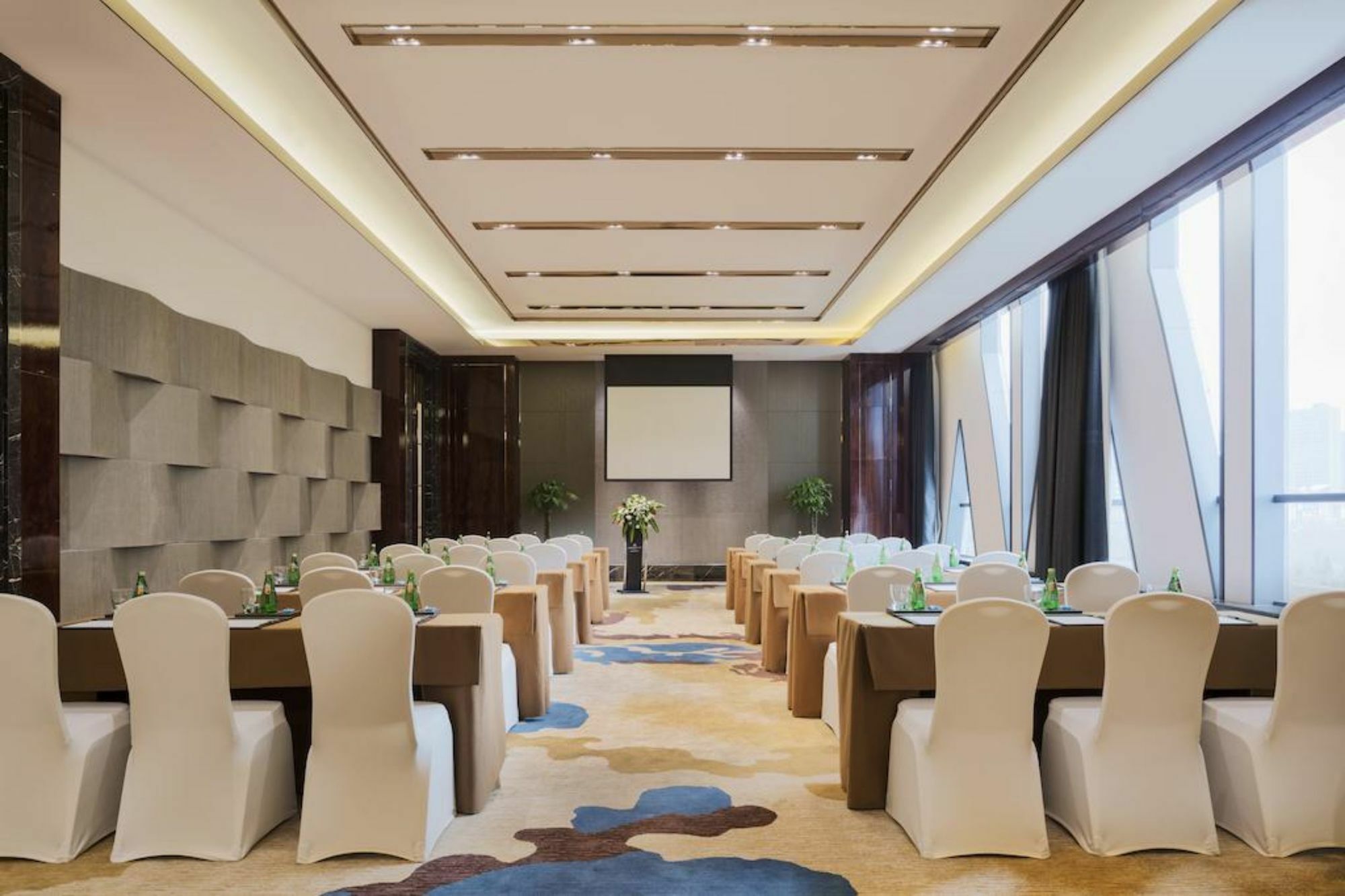 Wanda Realm Yinchuan Hotel Exterior photo